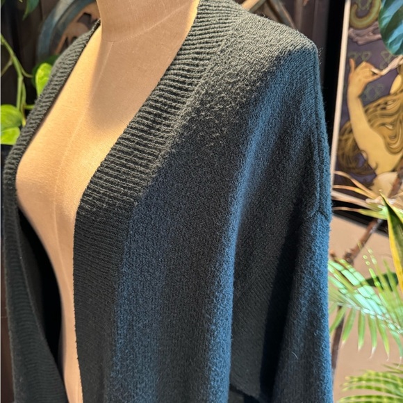 Ava & Viv Plus Size Boucle Hunter Green Button Down Duster Cardigan Sweater - Picture 7 of 11